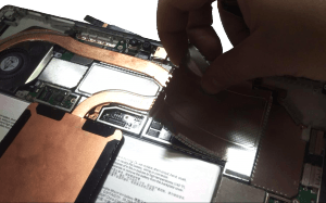 Microsoft Surface Pro 4 1724 tablet disassembly step 13