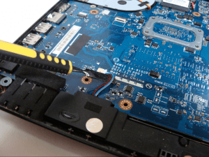 Dell 17-3721 Laptop Disassembly Guide Step 26