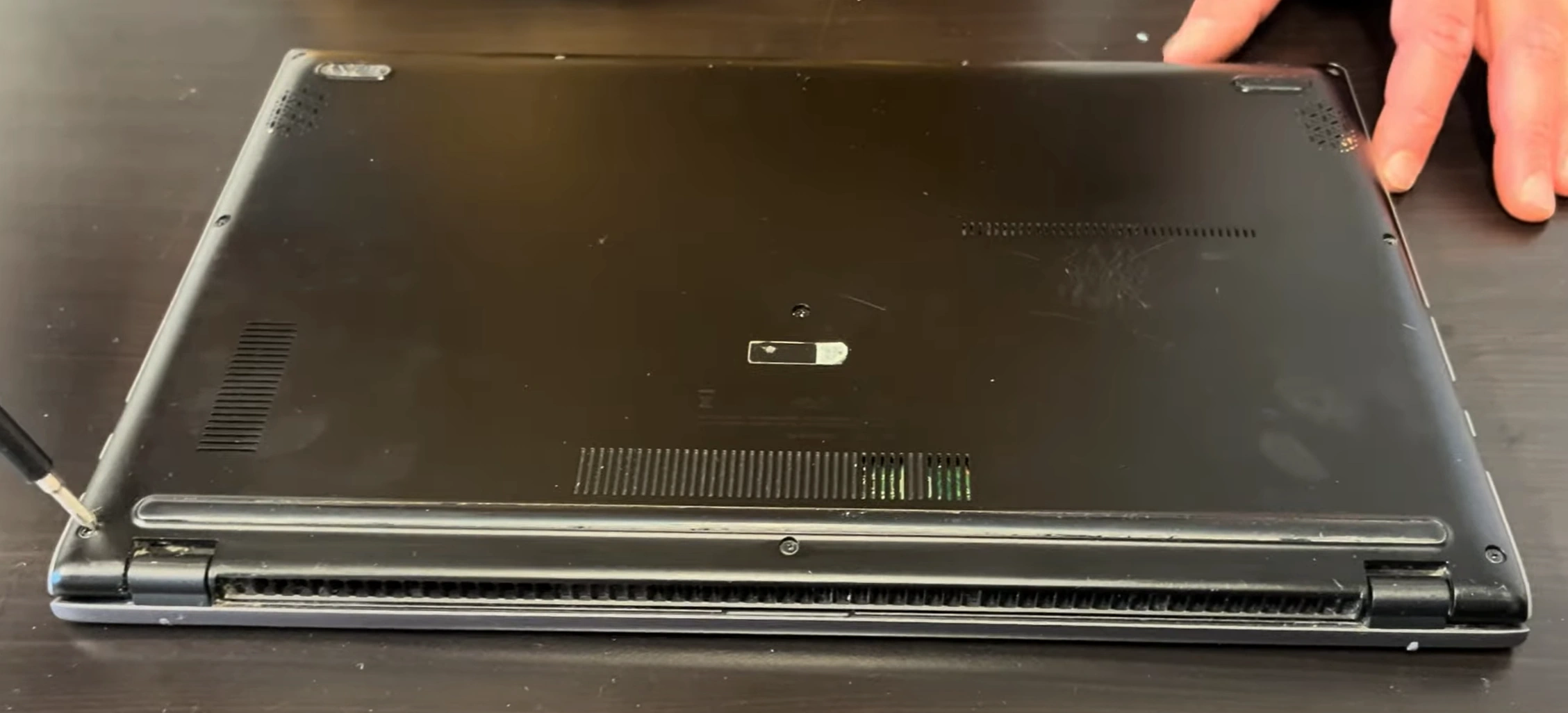asus-rog-zephyrus-m16-disassembly-guide-how-to-replace-ram-ssd-battery-fix-lcd-scree